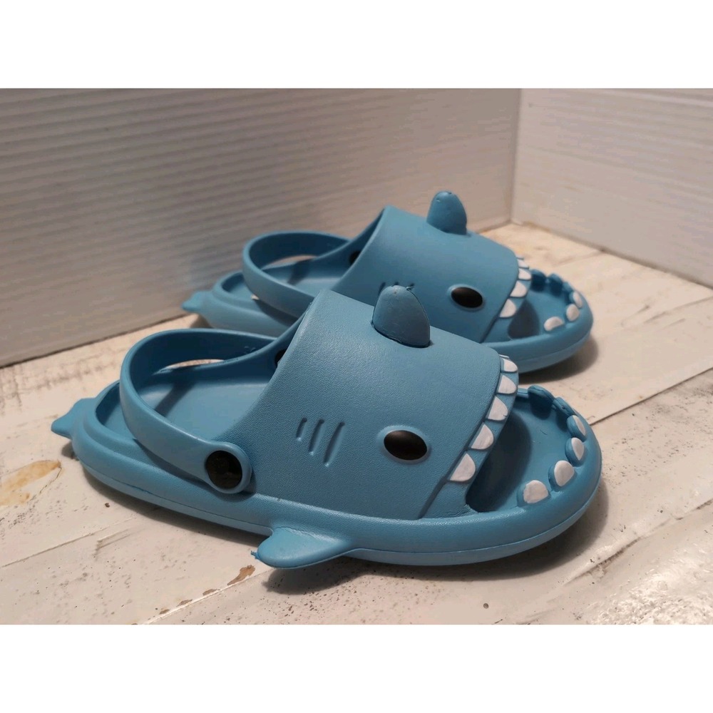 Blue Shark Slides ~ SZ 34-35/ 3-4